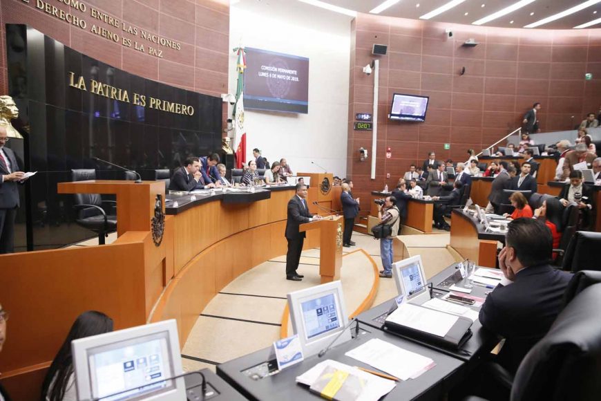 Intervención en tribuna del senador Víctor Fuentes Solís para referirse a un proyecto de decreto por el que la Comisión Permanente solicita convocar a un periodo extraordinario de sesiones de las Cámaras del Congreso.