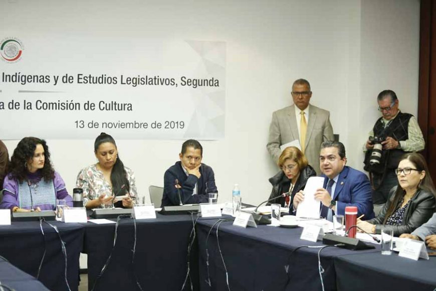 Participación de la senadora Xóchitl Gálvez Ruiz y el senador Roberto Moya Clemente durante la reunión de las Comisiones Unidas de Cultura, de Asuntos Indígenas y de Estudios Legislativos, Segunda.
