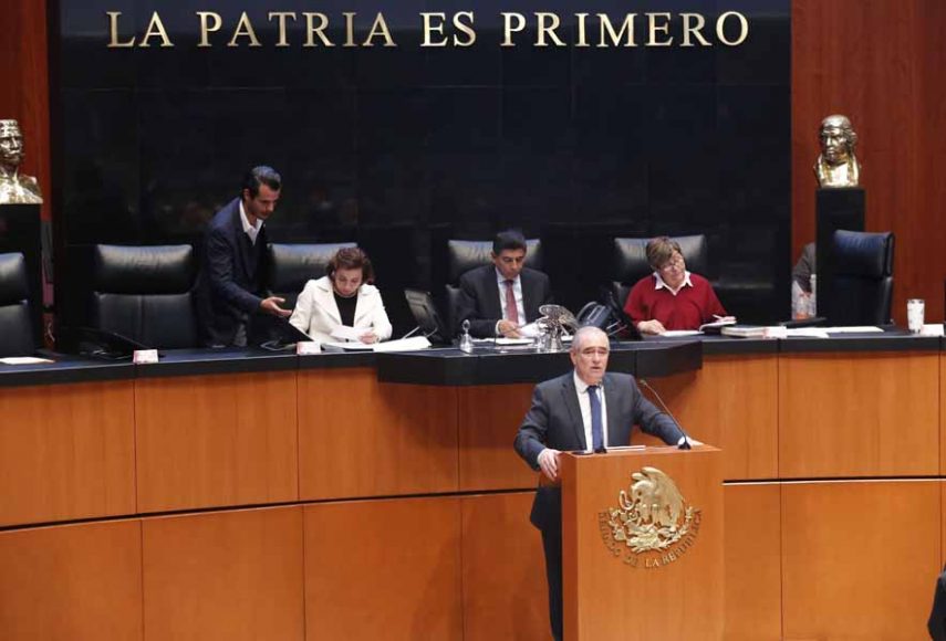 Senador Julen Rementería del Puerto, al presentar iniciativa con proyecto de decreto que reforma y adiciona diversas disposiciones del Código Penal Federal