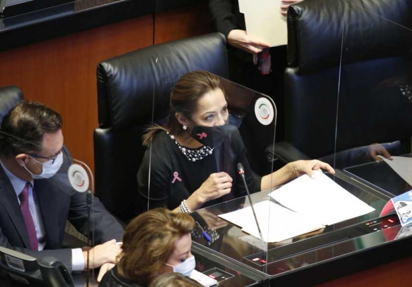 Intervención desde su escaño de la senadora Josefina Vázquez Mota