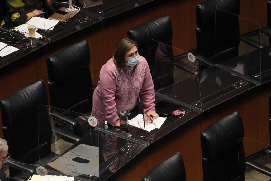 Intervención de la senadora Xóchitl Gálvez Ruiz, desde su escaño, al referirse a la votación del dictamen por el que la Comisión Permanente convoca a un periodo extraordinario de sesiones durante el segundo receso del tercer año de ejercicio de la LXIV Legislatura.