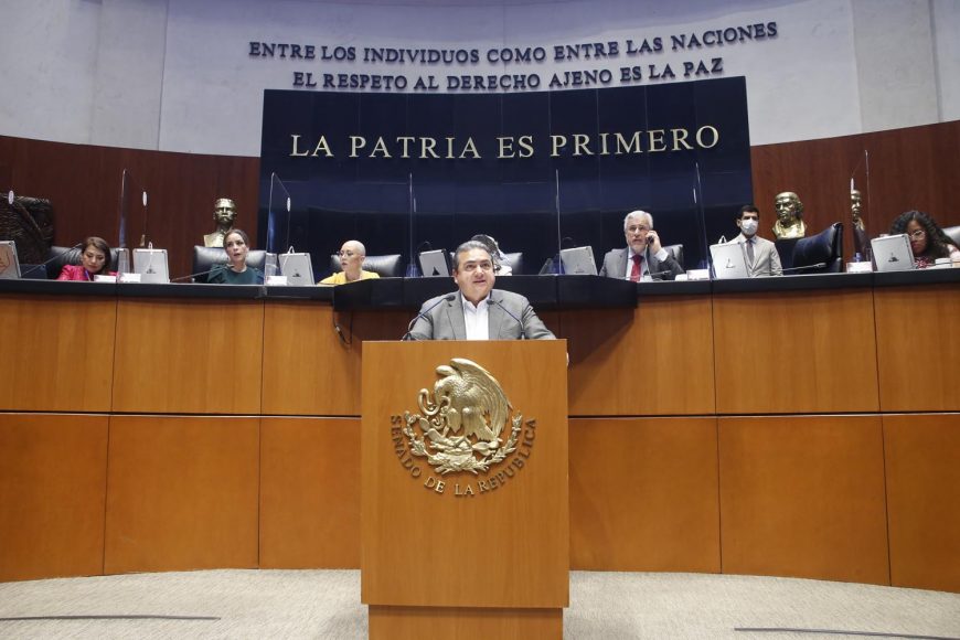 Intervención en tribuna del senador Roberto Juan Moya Clemente, con proyecto de decreto por el que se reforma la fracción V del artículo 6 de la Ley Federal de Correduría Pública.